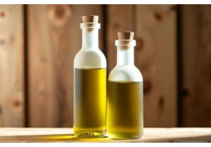 Refillable Glass Oil Bottles with Elegant Frosted Finish