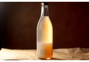 Glass Bottle Design Trends Inspired by Heritage Craftsmanship and Modern Lines