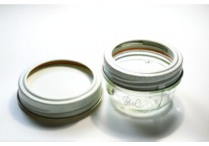 BPA Free Plastic Lids for Glass Jars with Secure Snap Fit Design