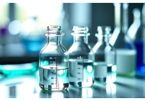 Glass Lab Bottles with Graduated Markings and Chemical Resistance