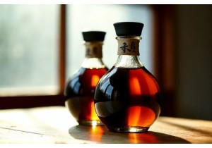 Glass Bottles for Shoyu Production with Ceramic Glazed Interiors