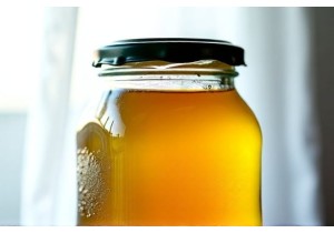 Glass Bottles for Pickling Brine with Non Metallic Lids