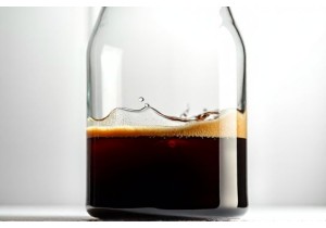 Glass Cold Brew Bottles with Double Wall Insulation Features