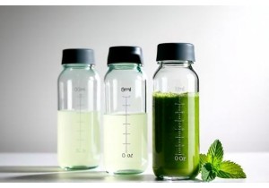 Glass Smoothie Bottles with Leak Proof Lids and Measurement Scale