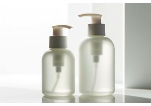 Matte Finish Glass Bottles with Frosted Glass Lids