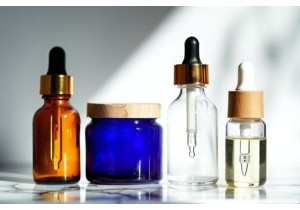 Glass Bottle Uses Beyond Wine Creative Applications in Food Beauty and Pharma