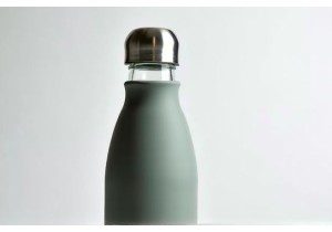 Glass Water Bottles with Silicone Sleeves Extra Grip and Thermal Protection
