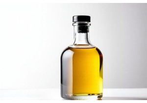 Glass Vinegar Bottles with Pour Spouts and Tamper Evident Lids