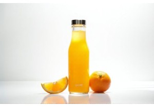 Drip Proof Glass Juice Bottles with Precision Pour Spouts