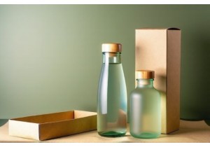Glass Water Bottles with Bamboo Lids and Recycled Packaging Options