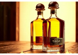 Glass Bottles for Tequila Reposado with UV Filtering Glass