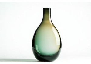 Biophilic Glass Bottle Design Trends Inspiring Connection with Nature and Sustainability