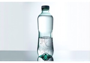 Glass Water Bottles Designed for Carbonated Water Without Pressure Buildup