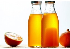 Double Wall Glass Juice Bottles for Temperature Retention