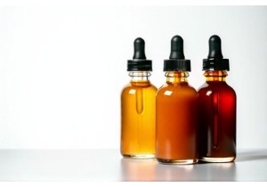 Elegant Glass Sauce Bottles for Gourmet Juice Blends