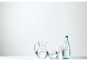 Pure Glass Water Pitchers and Bottles for Spring Water Mineral Water Storage