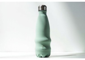BKR Style Glass Water Bottles with Silicone Sleeves and Modern Aesthetics