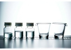 30 mL Bottles and 60 mL Glass Cups Standard Sizes