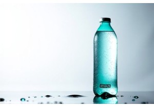 High Clarity Glass Water Bottles That Showcase Your Brand Colors and Logo