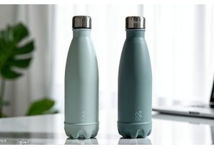 Glass Water Bottles with Measurement Markings and Ergonomic Grip